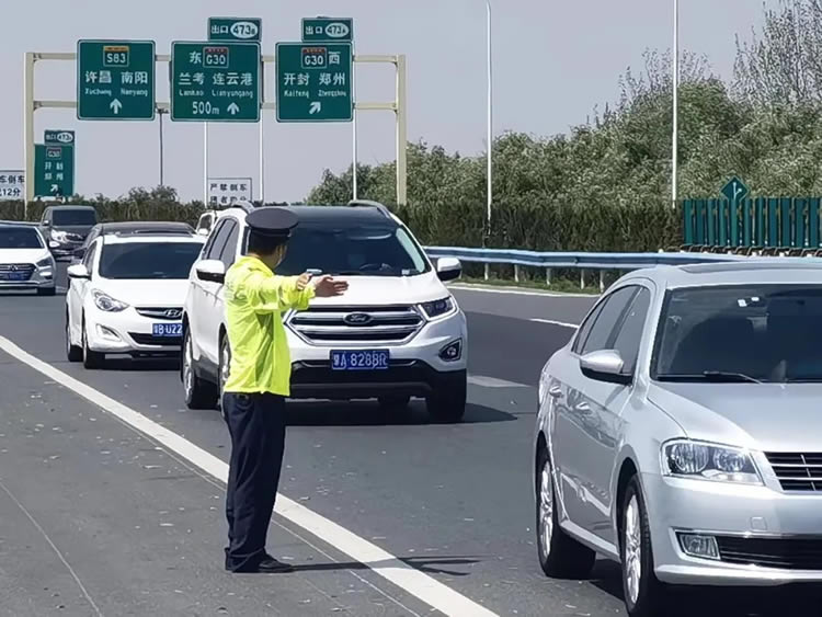 1748048948126395.jpg 2.jpg